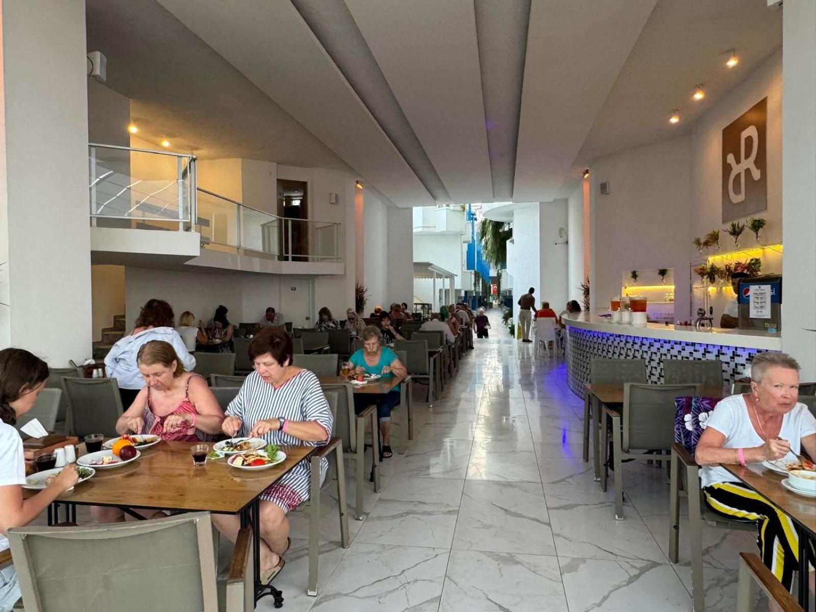 קמר Olimpos Beach Hotel By Rrh&R מראה חיצוני תמונה