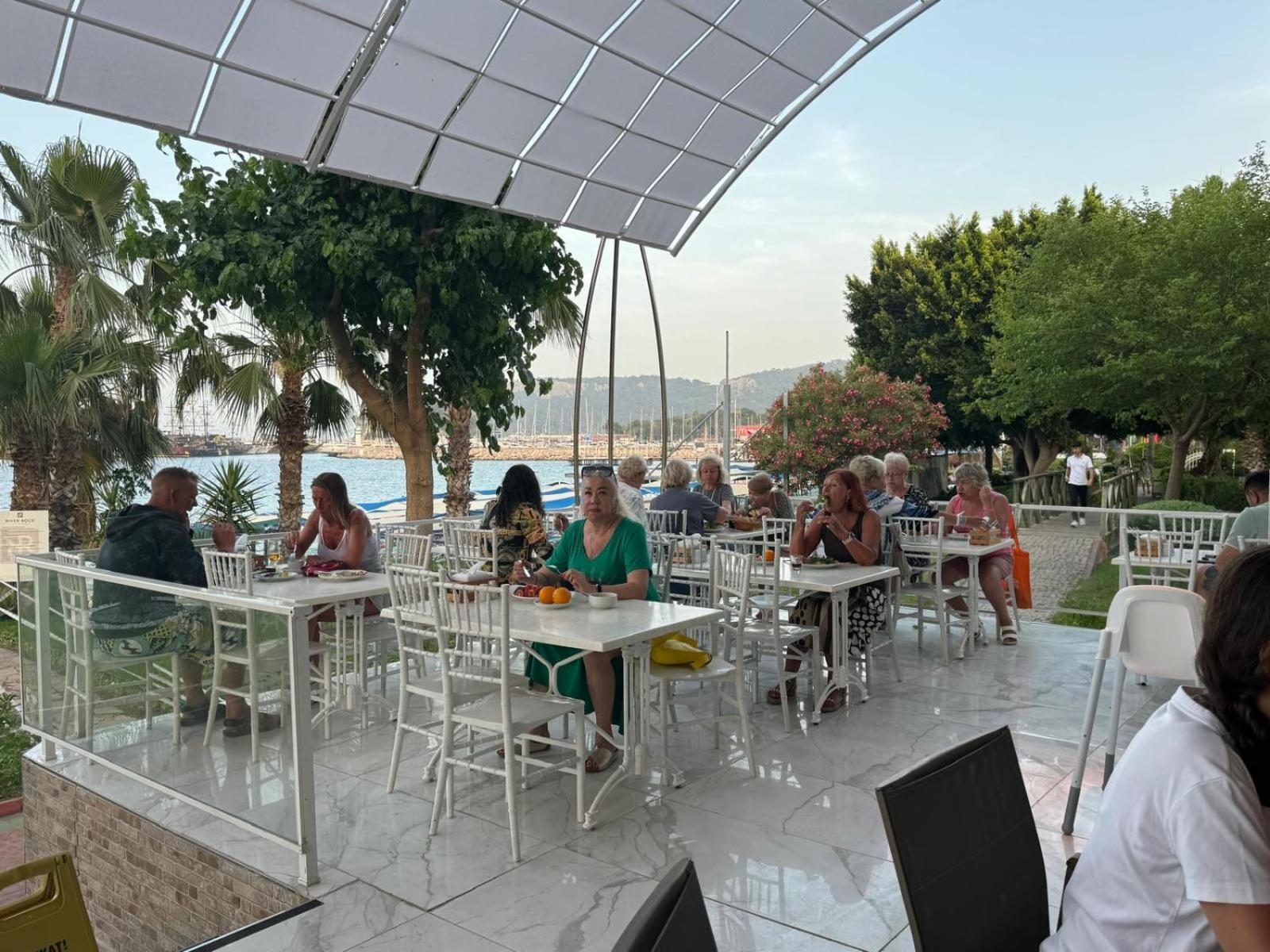 קמר Olimpos Beach Hotel By Rrh&R מראה חיצוני תמונה